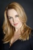 photo Renee O'Connor