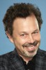 photo Curtis Armstrong (voz)